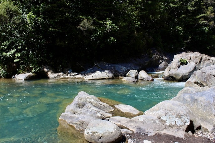 The rugged surroundings of Tawhai Falls