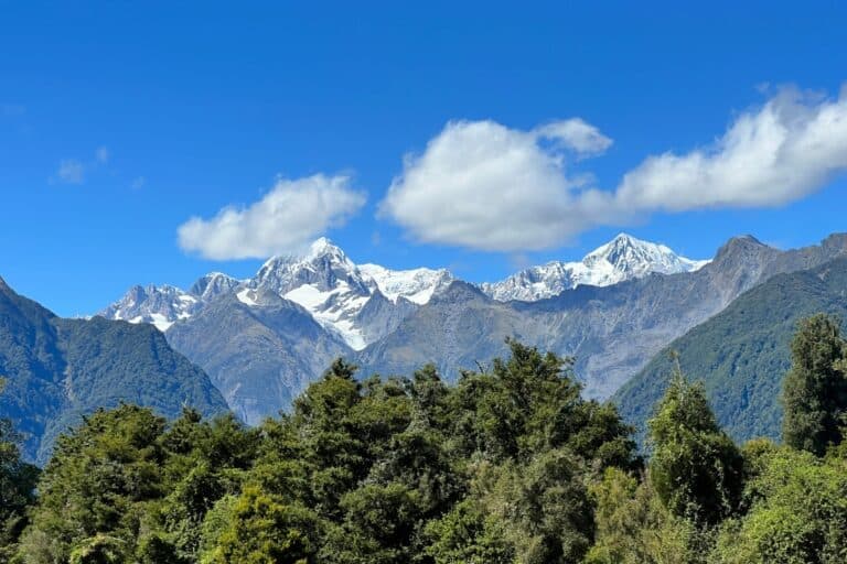 Snow covered mountains along the drive from Wānaka to Franz Josef.
