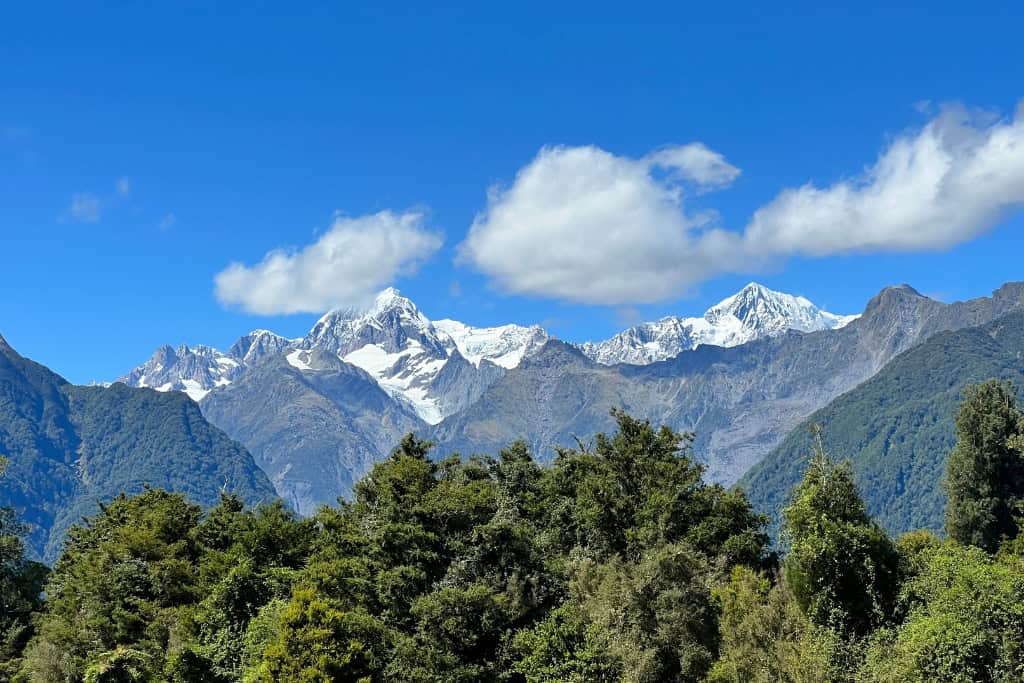 Snow covered mountains along the drive from Wānaka to Franz Josef.