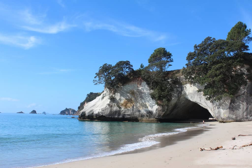 Looking down the beach towards the arch at Cathedral cove. 